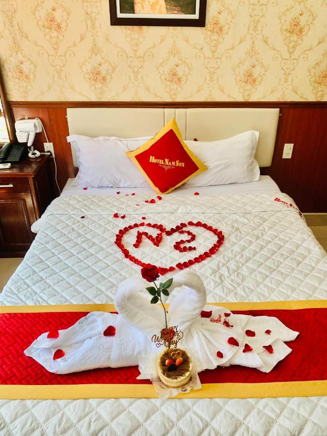 HOTEL NAM SƠn Dong Khe Eksteriør bilde