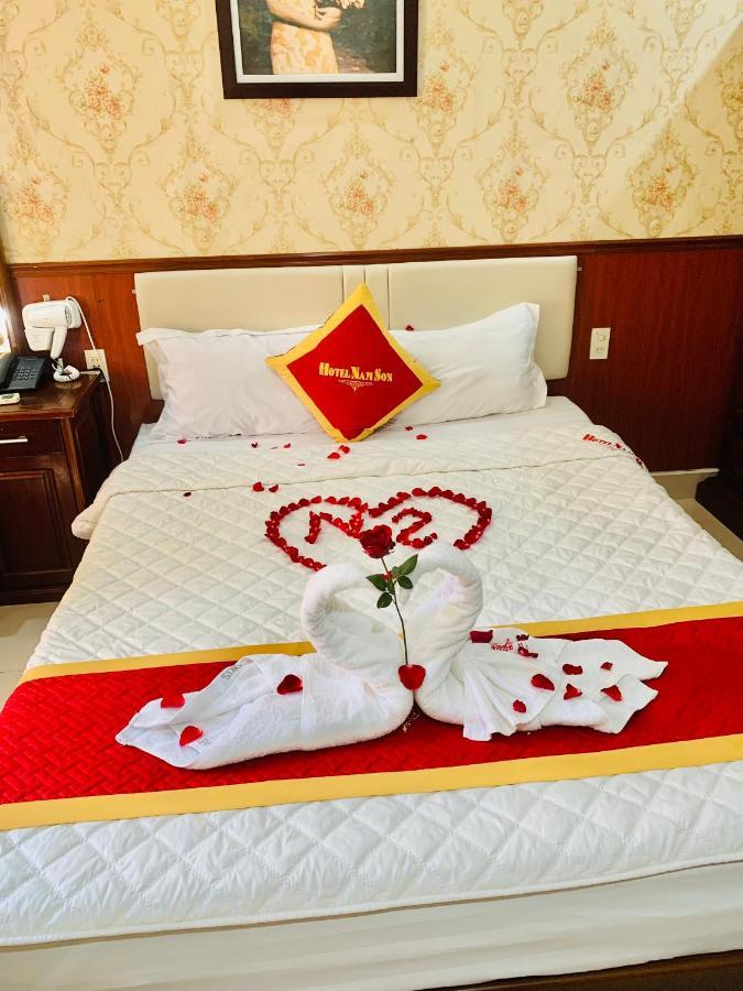 HOTEL NAM SƠn Dong Khe Eksteriør bilde